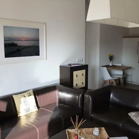 Palais Am See Apartment